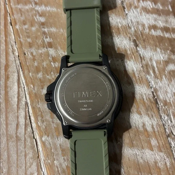 Timex Expedition - Picture 3 of 3
